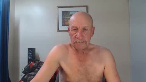 Lovesblackazz online show from October 19, 12:59 am