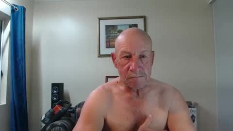 Lovesblackazz online show from January 1, 11:07 pm