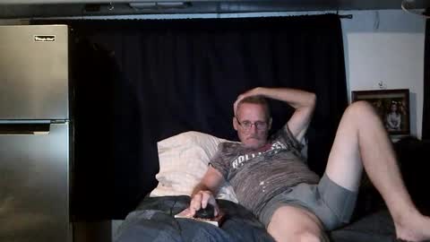 just here to have fun and cum online show from October 7, 2:04 am