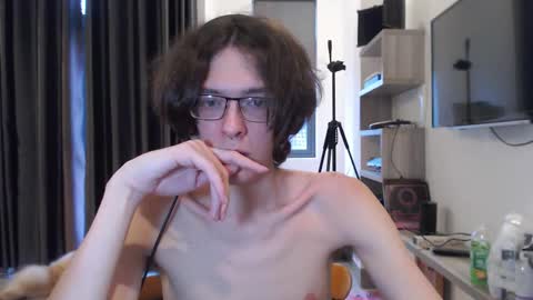 LovesomeCookie online show from March 2, 10:33 am