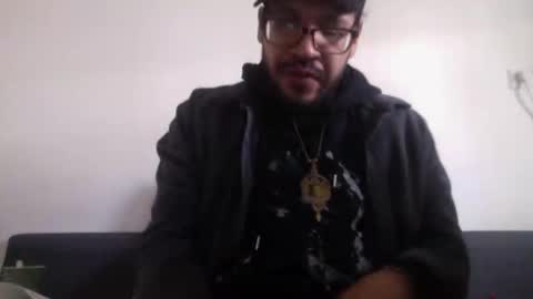 lovesounddistortion25 online show from October 16, 12:35 pm