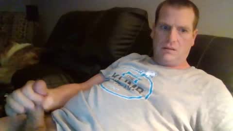 lovetocum37 online show from February 3, 4:54 am