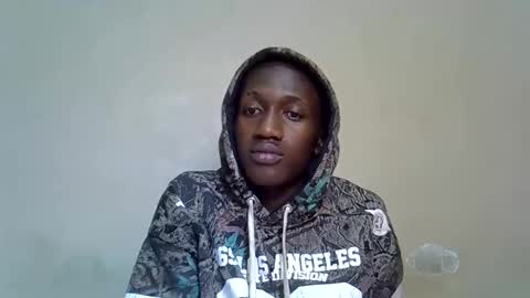 lovics online show from November 19, 4:01 am