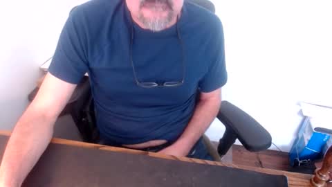 lreed090 online show from April 7, 8:42 pm