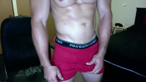 lskinnatty online show from September 10, 1:15 am