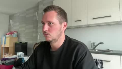 Lucas online show from September 11, 3:33 pm