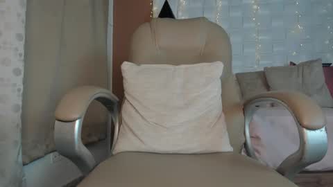 Lucas online show from March 3, 11:44 pm