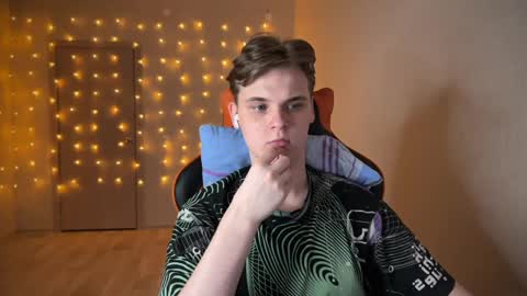 Lucas Gill online show from January 10, 5:34 pm