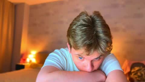 Lucas Gill online show from April 15, 7:58 pm