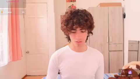 lucas_xo online show from November 26, 3:59 pm