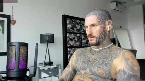 lucasexclusive online show from December 11, 3:47 am