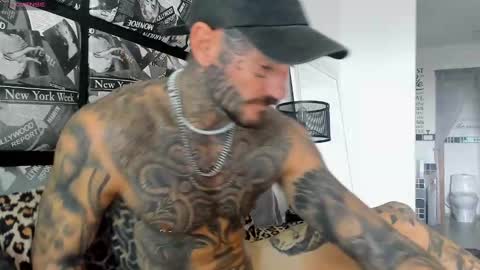 lucasexclusive online show from February 19, 6:00 am