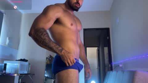 lucasfit24 online show from January 7, 2:22 pm