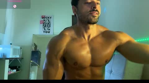 lucasfit24 online show from March 5, 2:13 pm