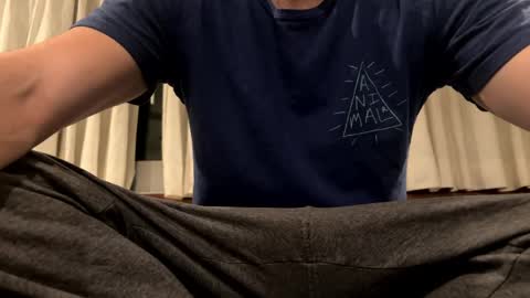 lucca_d123 online show from May 1, 7:44 am