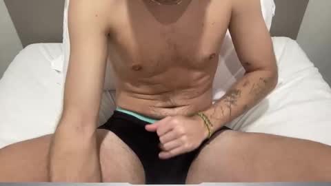 lucgal online show from February 10, 12:04 am