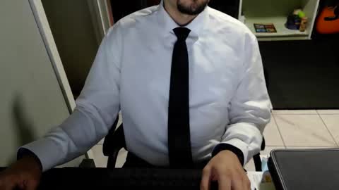 Luchi Luchano online show from January 5, 7:39 pm