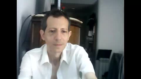 Luciano online show from February 3, 2:22 pm