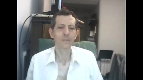 Luciano online show from February 3, 1:14 am