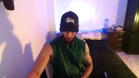 luciifer_hills online show from December 1, 4:10 pm