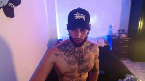 luciifer_hills online show from November 25, 4:09 pm