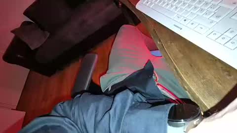 luckybong online show from January 13, 5:02 pm