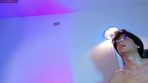 Lui online show from April 13, 8:04 am