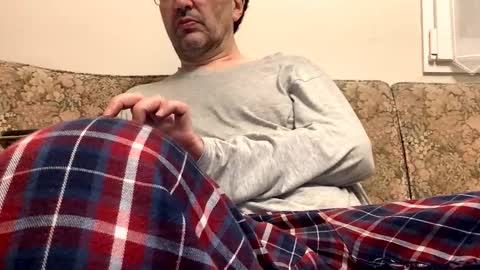 Luis online show from April 19, 8:11 pm