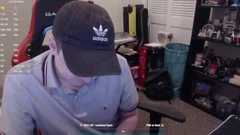 Luisdiaztube online show from December 31, 11:39 pm