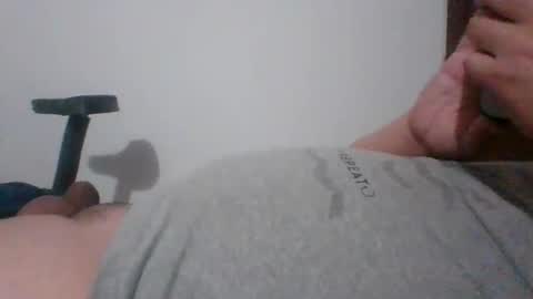 luisfer86 online show from April 5, 2:41 am