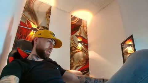 LUKE online show from March 26, 1:26 pm