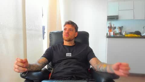 Luke online show from April 7, 4:18 pm