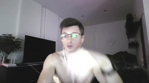 Andrew independent model 2000-0000 CET daily online show from June 27, 1:50 pm