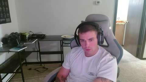 lunk3232 online show from December 19, 8:50 pm