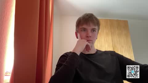 Snapshot of lustviper chatting on October 26, 10:28 am Nik online show from October 26, 10:28 am