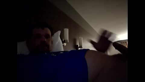 luv2please6984 online show from October 23, 2:37 am