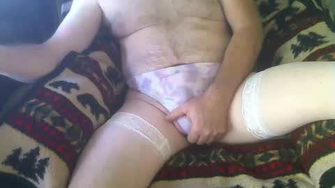 Snapshot of luvshairypeeps chatting on October 8, 2:43 pm luvshairypeeps online show from October 8, 2:43 pm