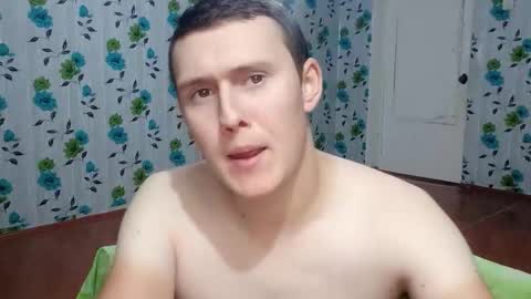 Snapshot of luxeboy_ chatting on October 23, 8:12 pm Mike online show from October 23, 8:12 pm