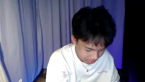 luxirfy online show from March 7, 7:11 pm