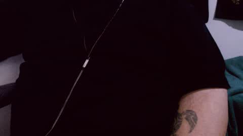 Snapshot of lvcifer_ chatting on February 23, 8:55 am ayoo online show from February 23, 8:55 am