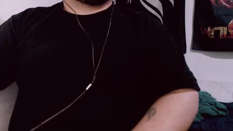 Snapshot of lvcifer_ chatting on January 11, 6:01 pm ayoo online show from January 11, 6:01 pm