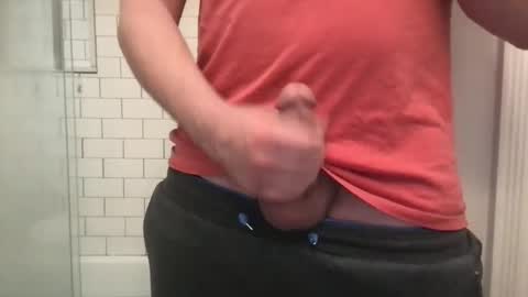 lvguynextdoor440656 online show from April 25, 4:37 pm