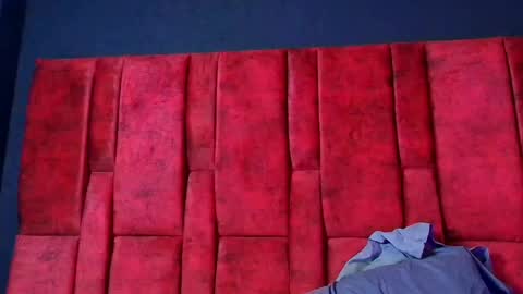 TELL ME LYCAN online show from June 8, 1:28 am