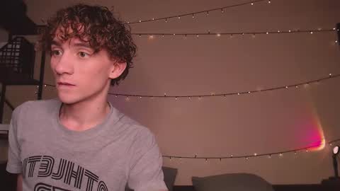 KennyEliot online show from December 17, 6:36 pm