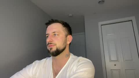 m_stephen online show from May 23, 9:53 pm