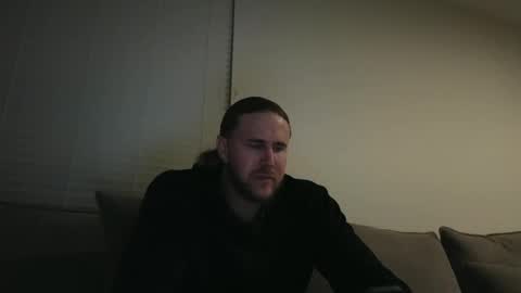 Snapshot of mac_drew chatting on February 18, 6:15 am mac_drew online show from February 18, 6:15 am