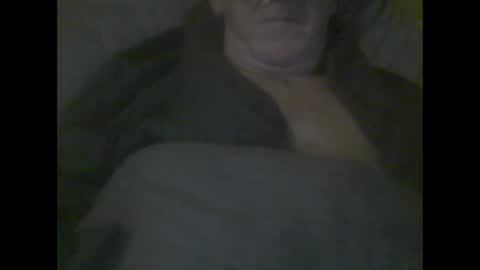 Snapshot of macbewdekan25 chatting on February 10, 6:13 pm macbewdekan25 online show from February 10, 6:13 pm