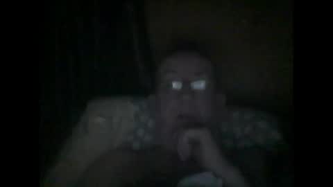 Snapshot of macbewdekan25 chatting on February 1, 3:39 pm macbewdekan25 online show from February 1, 3:39 pm