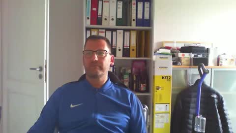 Snapshot of macfly67 chatting on September 24, 2:04 pm macfly67 online show from September 24, 2:04 pm