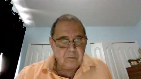 machet1 online show from June 20, 2:44 pm